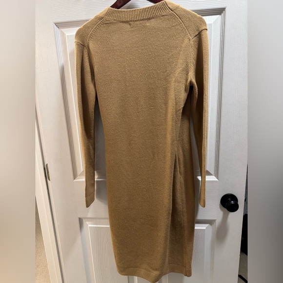 NWT Banana Republic Camel-Colored Sweater Wrap Dress - Picture 4 of 4